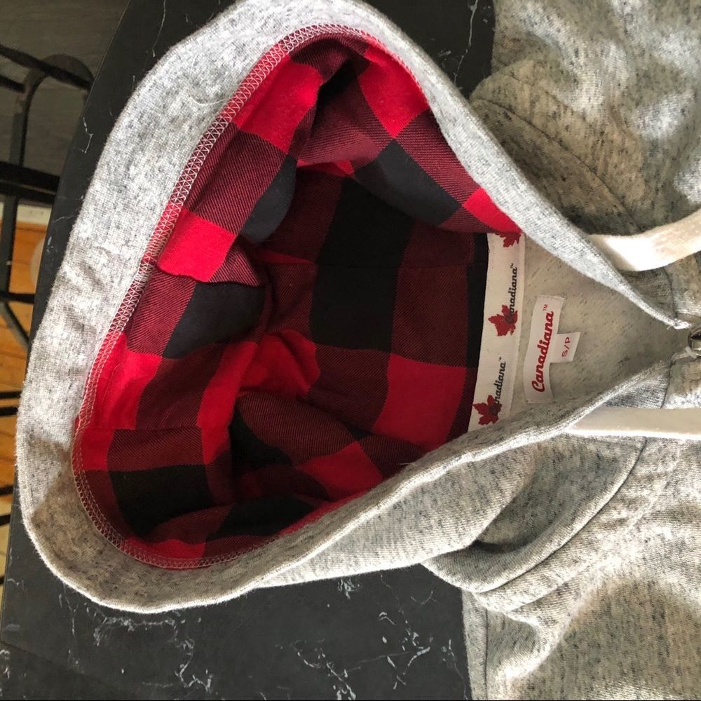 Canada 🇨🇦 sweater - Picture 5 of 10
